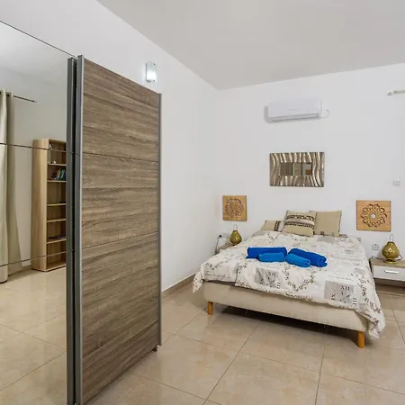 Villa Mosta * Mosta